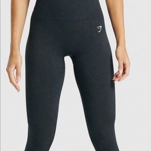 Size Medium ADAPT FLECK SEAMLESS LEGGINGS